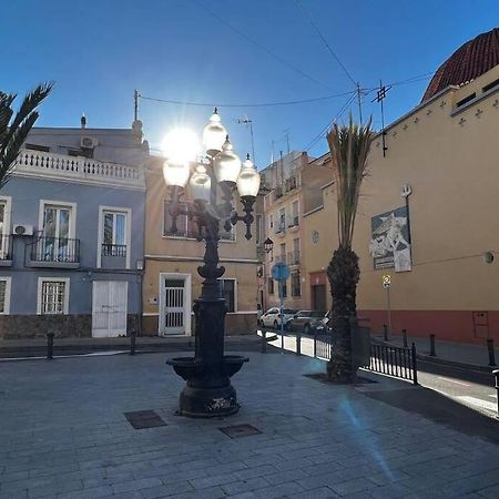 Great Apartment Close To Plaza De Torres Alicante Luaran gambar